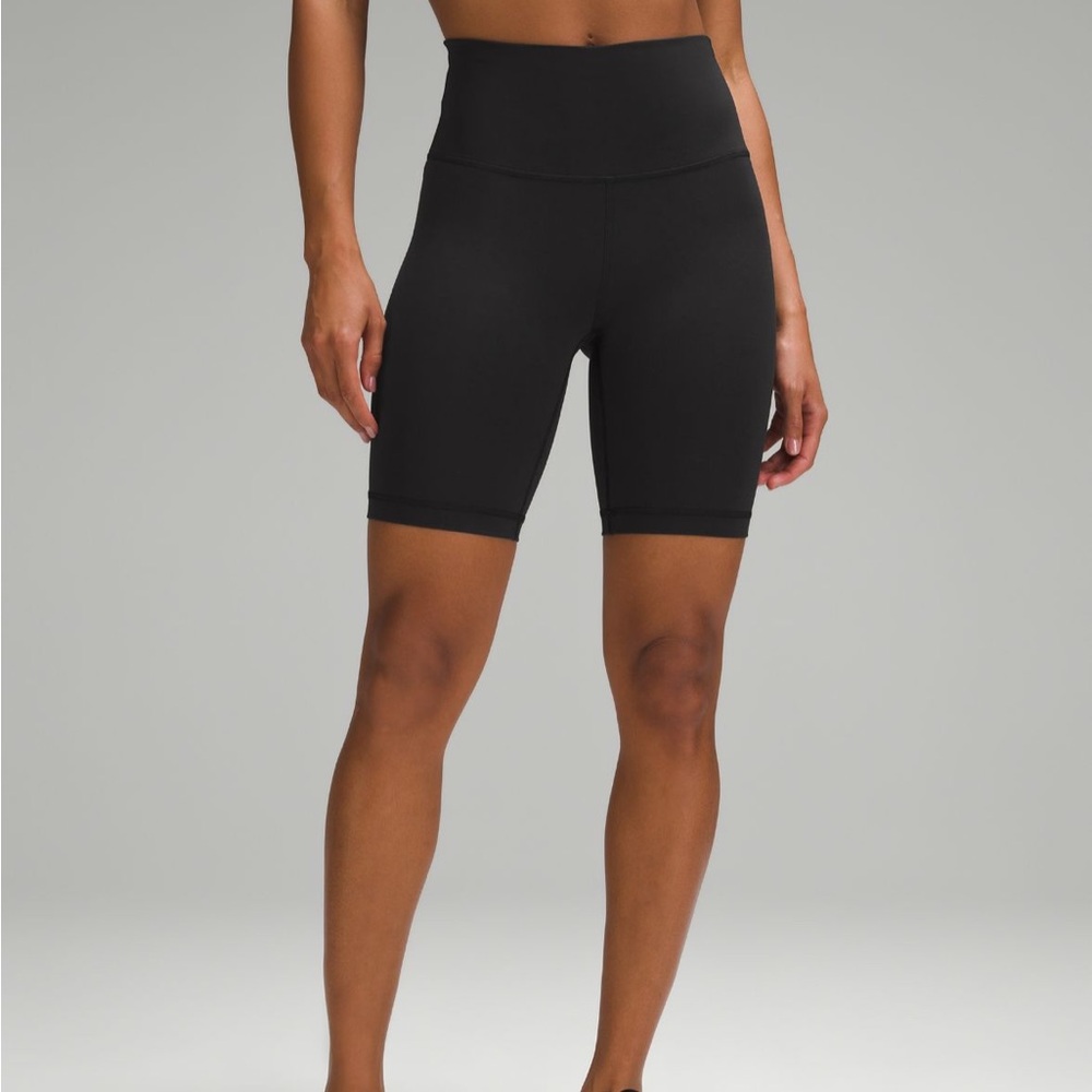 Lululemon Athletica Wunder train HR 8” bike shorts